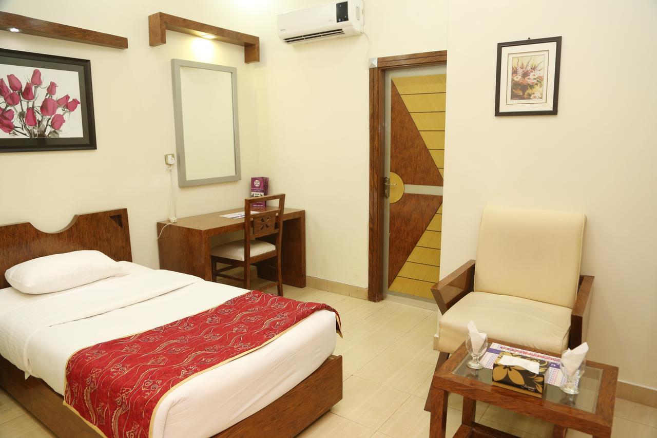 The Grand Regency Hotel Bahawalpur Luaran gambar