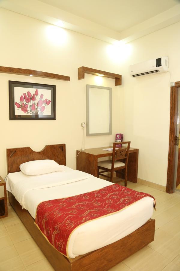 The Grand Regency Hotel Bahawalpur Luaran gambar